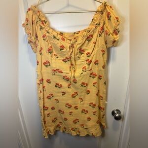 Linen Urban Outfitters Dress🌸🍒